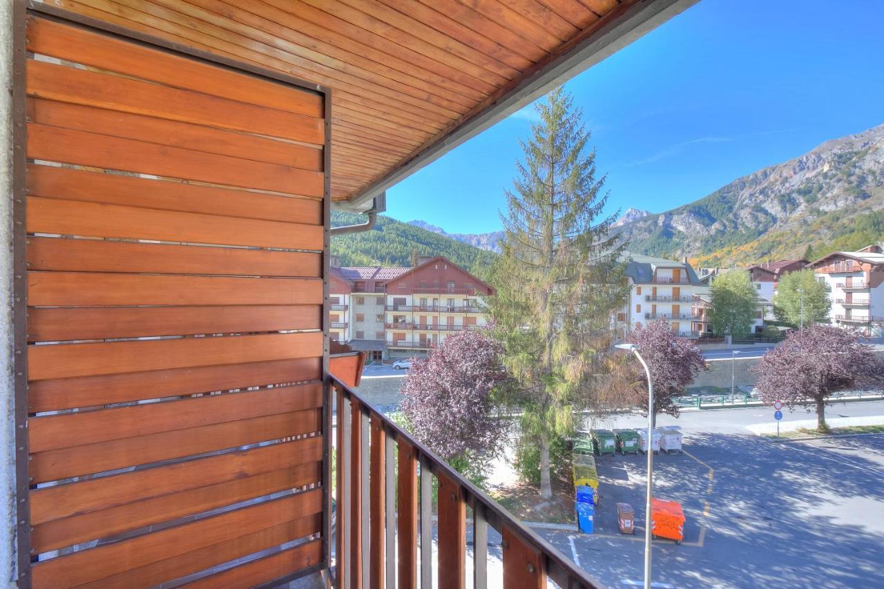 Il Rododendro City Center - Happy Rentals Bardonecchia Ngoại thất bức ảnh